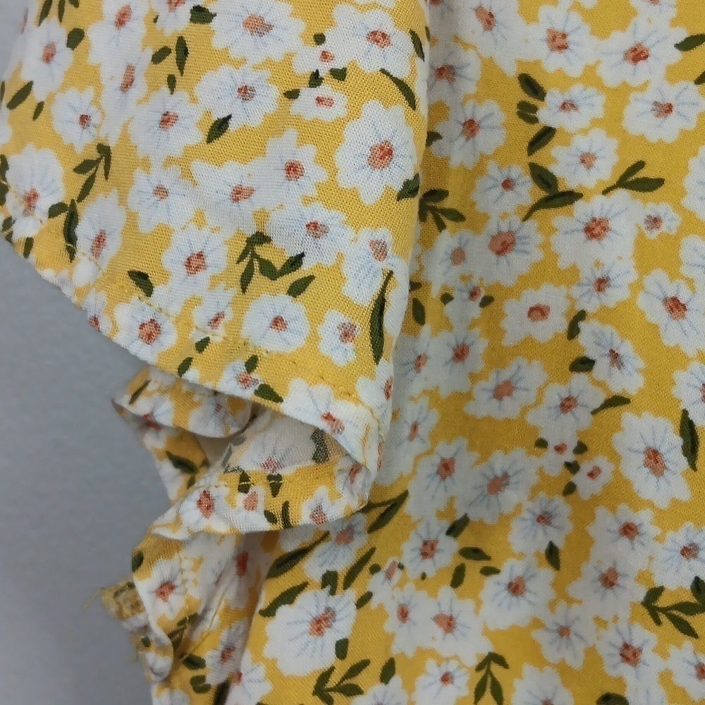 Gently Used Aeropostale Smock Top Yellow Floral Size L - Picture 5 of 7